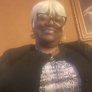 Meet your Posher, Glenda